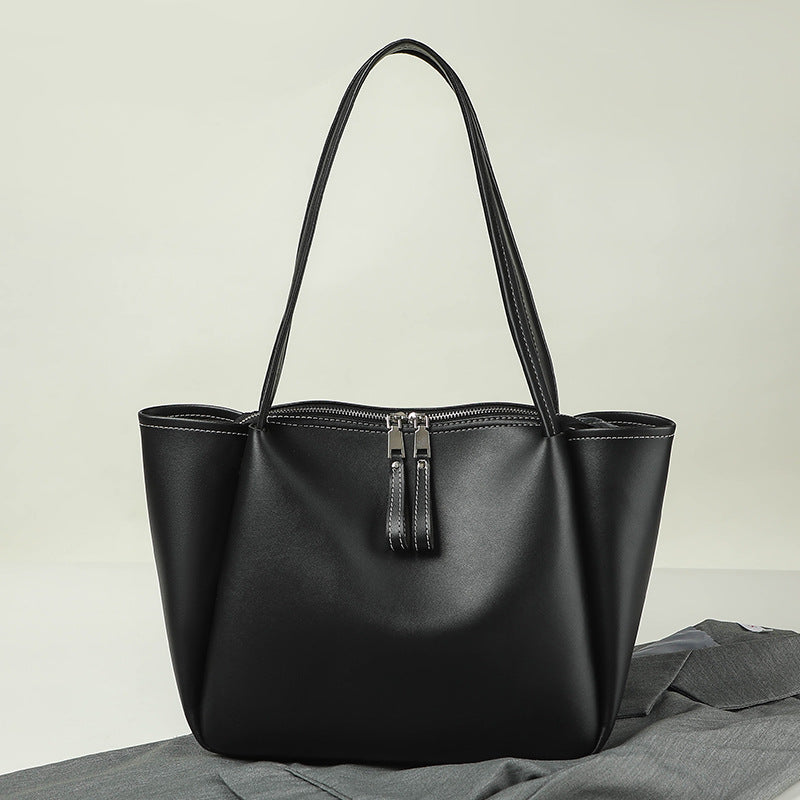 Popular Women's Large-capacity Soft-leather Shoulder Bag Black